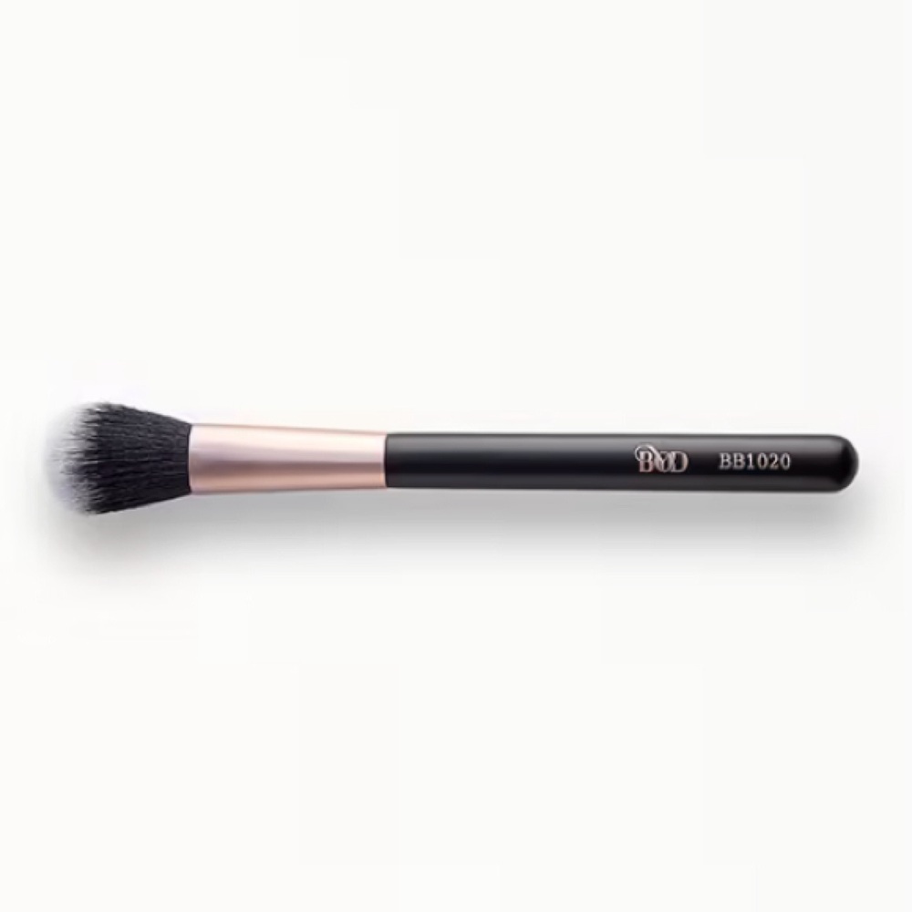 NWT | BYOD | Cruelty-Free | Blush Brush | Makeup/Cosmetics